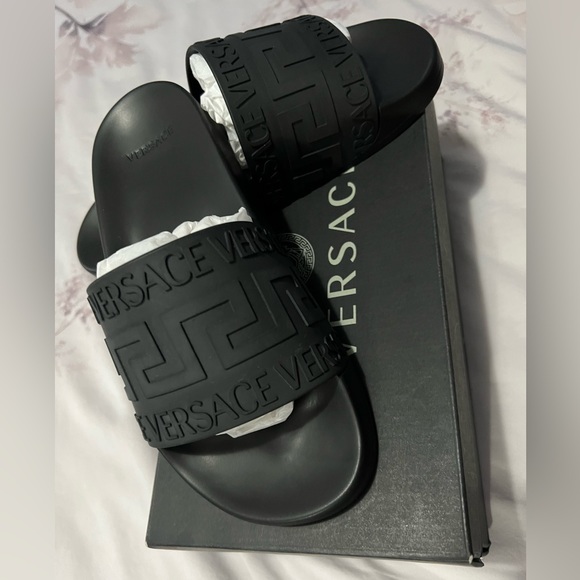 Versace Pool Slide Grega Rubber - Picture 4 of 4